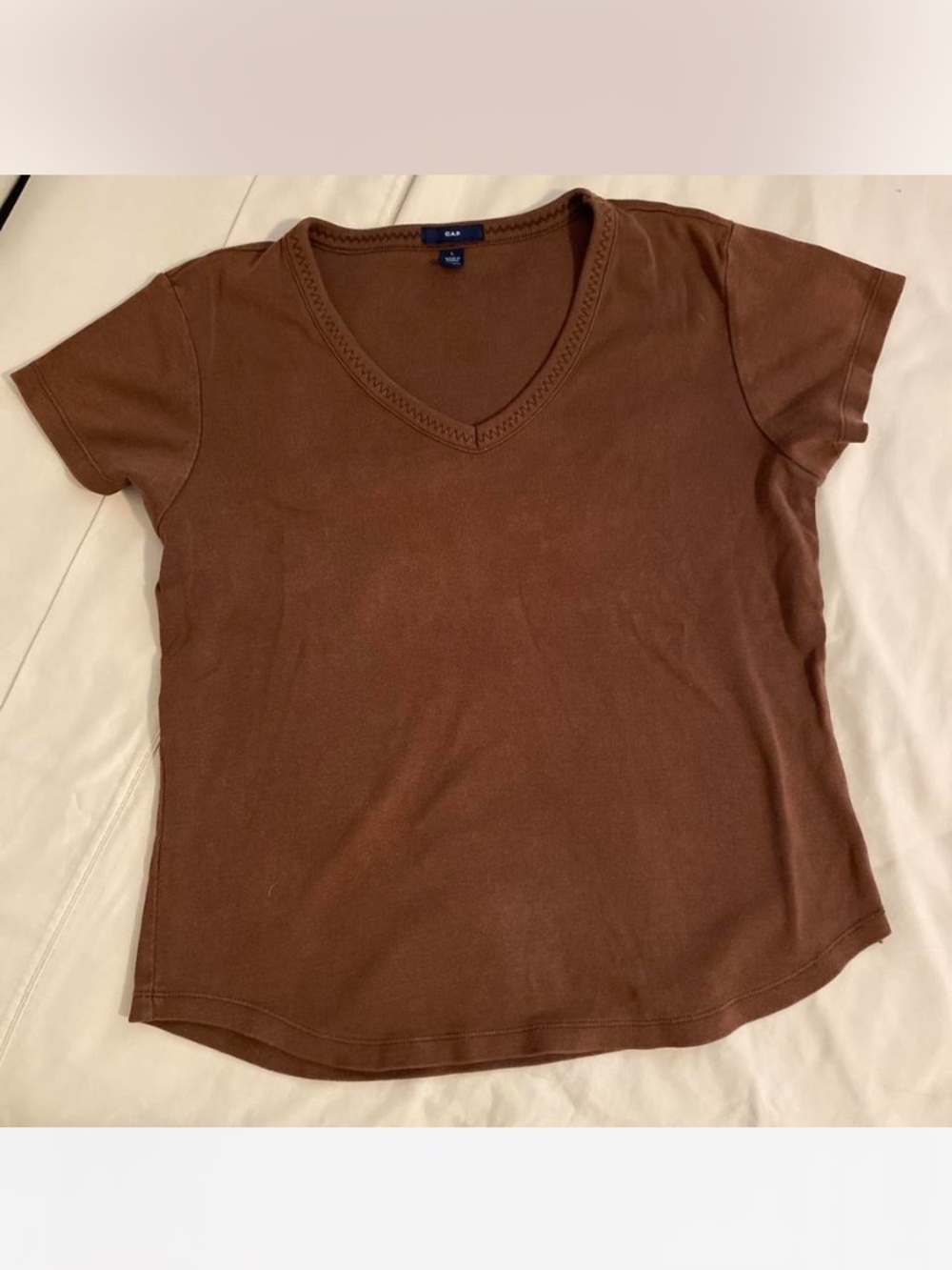 GAP Brown V-Neck Short Sleeve Tee Sz M